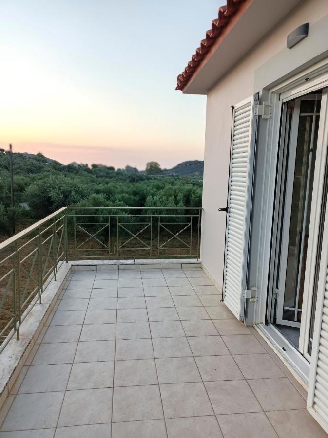 Zoi'S Hοuse.Vacation Home In Mani Near Vathi Beach Exterior photo