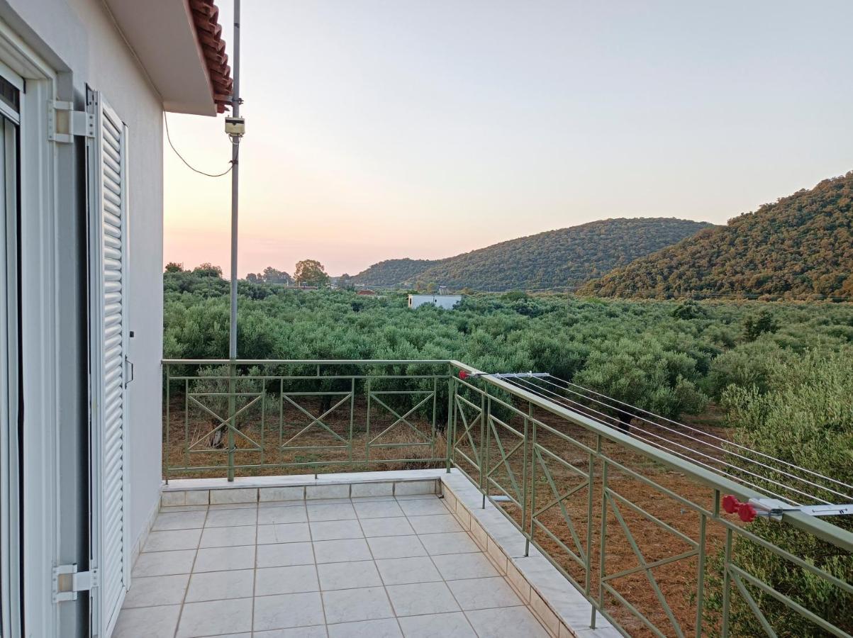 Zoi'S Hοuse.Vacation Home In Mani Near Vathi Beach Exterior photo